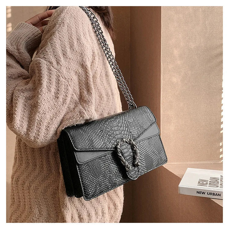 Vintage Chain Small Square Bag